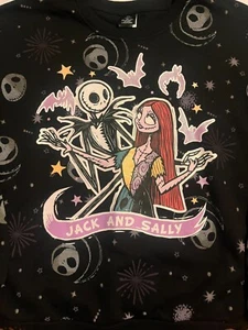 NWT Disney's Nightmare Before Christmas Girls Black Sweatshirt Size XL (14-16) - Picture 1 of 5