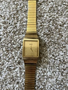 Vintage Seiko Tank Uhr Herren 25mm goldfarben 6530-5420 verstellbar braucht Batterie - Bild 1 von 5