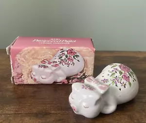 Avon Pampered Piglet Ceramic Pomander w/ Flowers 1978 Brazil Fragrance Vintage - Picture 1 of 9