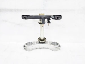 SUZUKI GSXR600 GSXR750 2006-2009 FABRICANTE DE EQUIPOS ORIGINALES JUEGO DE TRIPLE ÁRBOL SUPERIOR INFERIOR POTENCIA DE DIRECCIÓN - Imagen 1 de 10