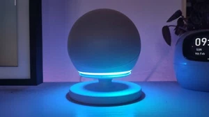 Soporte efecto mármol moleteado Echo Dot - Altavoz Amazon Alexa Echo Dot 4/5 - Imagen 1 de 12