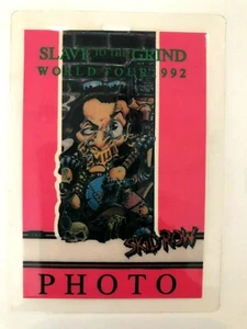 Slave to the Grind - Vintage Tour 1992 Skid Row satinado laminado backstage pass - Imagen 1 de 3