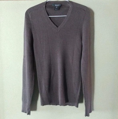 Suéter Gucci Marrón Cuello en V S Tejido Acanalado Elegante Estiramiento Foto 1 de 4