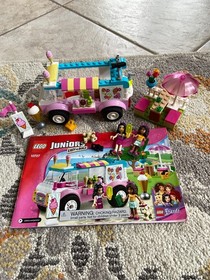 LEGO Juniors: Emma's Ice Cream Truck (10727) **ORIGINAL BOX NOT INCLUDED**