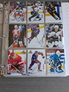 200 Card Set In Album. 97-98 Pinnacle Hockey - Picture 1 of 24