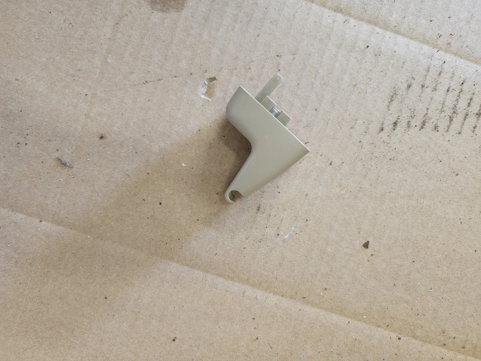 Ford F-250 F-350 2005-2007 bronceado super servicio parasol clip soportes de pantalla OEM Foto 1 de 1