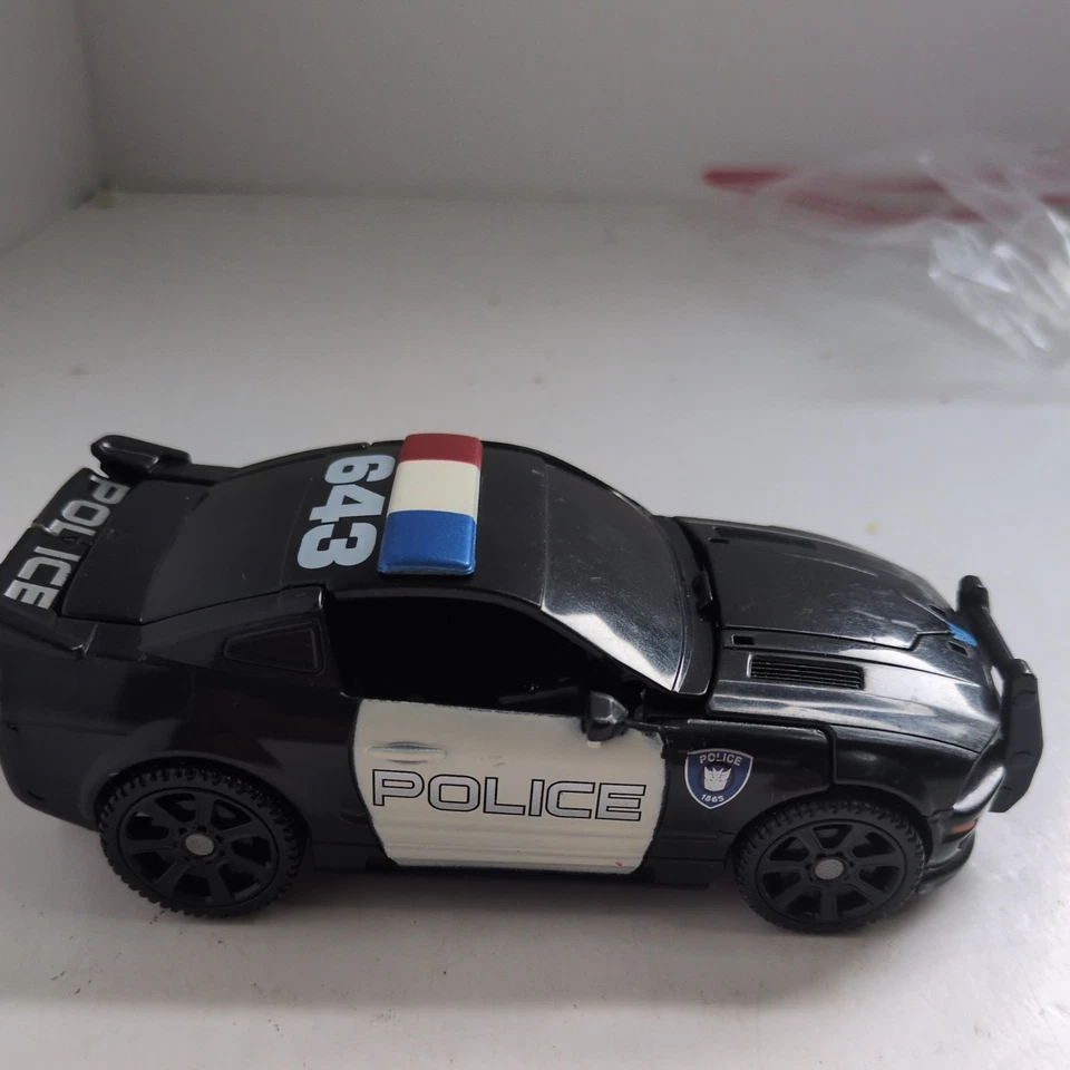 TRANSFORMERS BLADE SHIELD BARRICADE ROBOT POLICE CAR HASBRO 2007 PRE-OWNED - Image 1 of 4