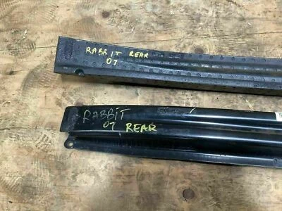 VOLKSWAGEN RABBIT 2007 CUPÉ PARACHOQUES TRASERO REFUERZO BARRA DE IMPACTO CON ESPUMA DE FÁBRICA Foto 1 de 4