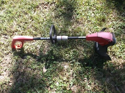 Homelite UT41112B 13 in. 4 Amp Straight Electric String Trimmer bm12521d080163 - Image 1 of 3