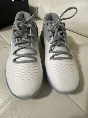 Zapatos de baloncesto PUMA para mujer, Stewie 1 translúcidos, talla 9,5, caja sin cubierta Foto 1 de 4