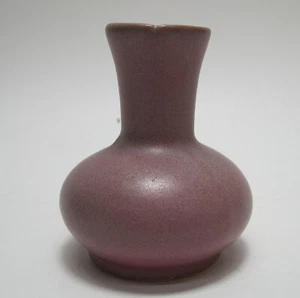 Vintage Niloak Pink and Gray/Green Glazed Art Pottery Bud Vase, 3.5" Tall - Picture 1 of 3
