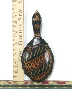1 - New, Small Batik Wood Hand Mirror - 7" x 3" - Made in Java, Indonesia - Bild 1 von 3