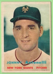 1957 Topps Johnny Antonelli #105 (vg) (piccole pieghe) New York Giants - Foto 1 di 1