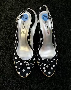 ANNE MICHELLE WOMEN'S POLKA DOT CORK HEELS WITH BOWS SIZE 7 1\2 NEW - Picture 1 of 9