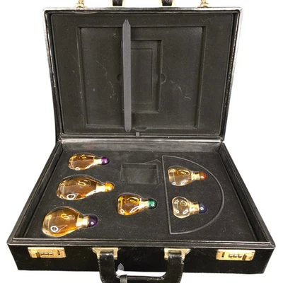 Estuche de vendedor de perfumes Tiffany & Co. Trueste con contenido Foto 1 de 4