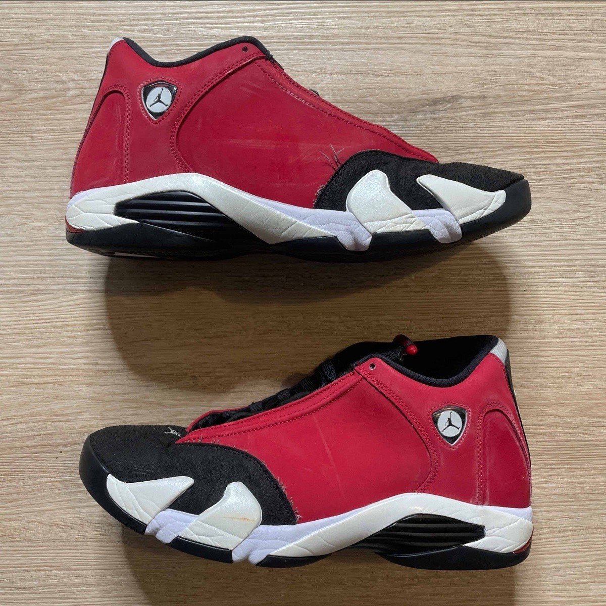 gym red retro 14