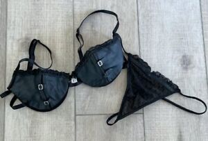 FREDERICK'S OF HOLLYWOOD BLACK FAUX LEATHER LACE OPEN SPLIT CUP BRA THONG PANTY