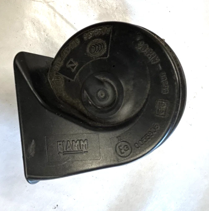 Yamaha XJ700 1985 Maxim Horn | Conjunto de bocina eléctrica OEM XJ 700 Foto 1 de 3