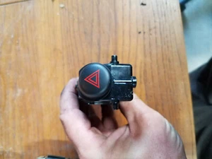 2002 - 2007 Jeep Liberty Hazard Warning Switch Mopar 56010158 - Bild 1 von 2