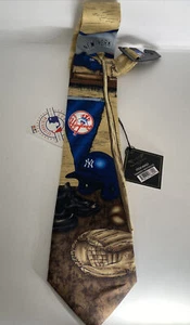 Eagle Wings 100% Silk Tie MLB New York Yankees Nostalgia Necktie Gold New 3.5”W - Picture 1 of 5