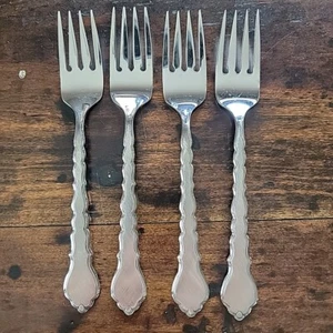 Cello Oneida Betty Crocker Lot Of 4 Salad Forks Stainless Pre-owned Flatware - Picture 1 of 9