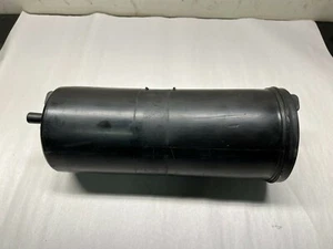 1993 Porsche 911 964 Charcoal Fuel Vapor Canister 964.201.017.00 - Picture 1 of 6