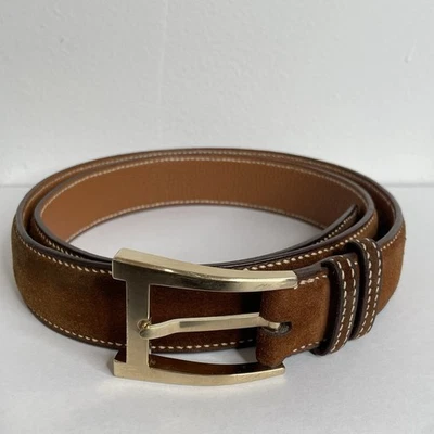 DURET Paris 小牛皮革腰带 37 英寸/94 厘米 1.5 英寸宽栗色麂皮绒金色 Alpha 扣 — 第 1/4 张图片