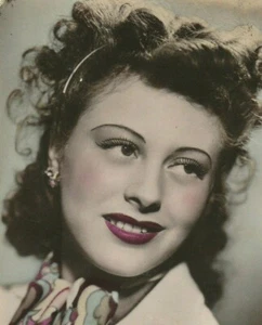 Vintage 1940s Hand Tinted Color Real Photo French Actress Aline Carola Postcard - Picture 1 of 3