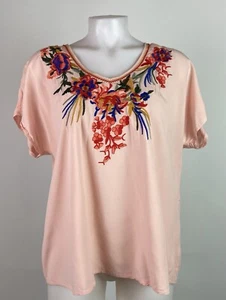 Solitaire Size Large Peach Floral Embroidered V-Neck Top Short Sleeve - Picture 1 of 6