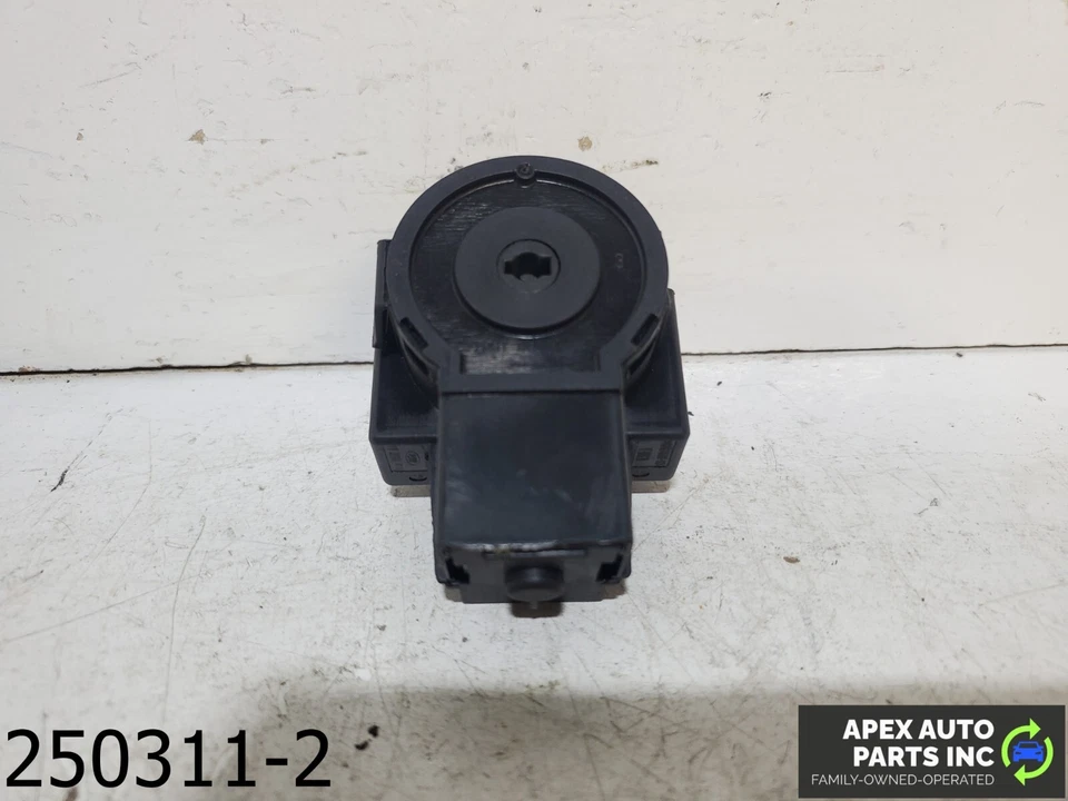 OEM 2017-2019 Ford Escape 1.5L Ignition Switch - Image 1 of 4