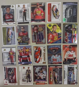 Greg Biffle 20 Karten Lot verschiedene tolle NASCAR Rennkarten! KOSTENLOSER VERSAND!! - Bild 1 von 3