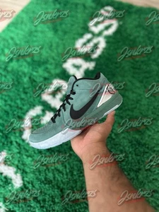 9M - Nike Kobe 4 Protro Mädchen Vater FQ3545-300 Herren Größen BRANDNEU SOFORTVERSAND - Bild 1 von 5