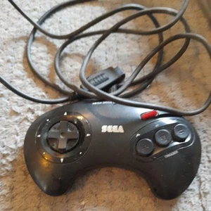 Offizieller Sega Mega Drive 3 Tasten Controller gebraucht - Bild 1 von 4