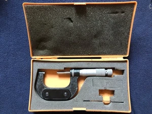 Mikrometer / Bügelmessschraube 25 - 50 mm in kleiner Kiste #008E - Bild 1 von 4