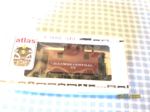 Atlas O Gauge - 4 Wheel Caboose-Illinois Central -Boxed - Picture 1 of 6