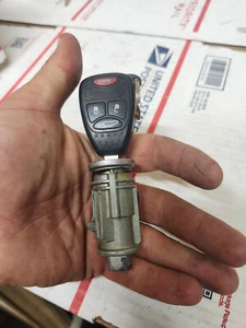 02-07 JEEP LIBERTY IGNITION TUMBLERS WITH KEY LOT 3 - Imagen 1 de 1