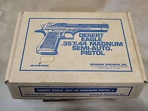 Early 1986 Factory Magnum Research Desert Eagle 357 44 Magnum Pistol Box
