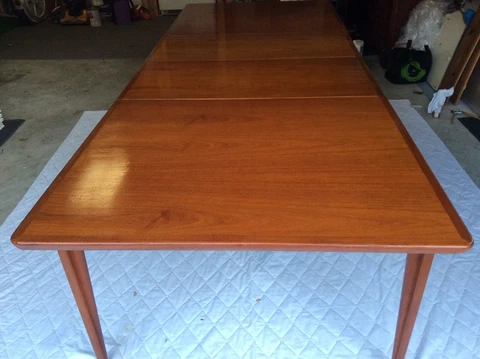 Danish Modern Teak Dining Table by Mobler Cover