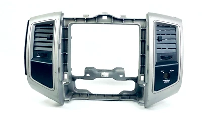 Moldura Toyota Tacoma 2005-2016 painel 2,7L número da peça 55670-04020 aberturas prata - Imagem 1 de 4