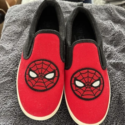 GAP Kids Boys Spider Man Slip On Memory Foam Shoes Size 2y - Image 1 of 4