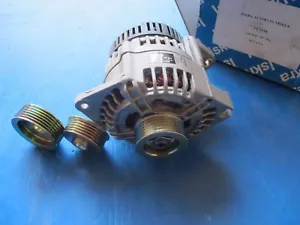 Alternatore Iskra per Citroën Bx, Evasione, XM, Zx, Peugeot 306, 405, 605 IA2018 - Foto 1 di 1