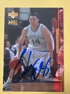 EDUARDO NAJERA DALLAS MAVERICKS SIGNED AUTOGRAPH 2001 UDC NBA BASKETBALL CARD - Picture 1 of 2