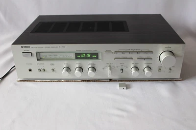 Yamaha R-700 Natural Sound Stereo Receiver -SOLD AS-IS FOR SPARE PARTS/REPAIR - Image 1 of 4
