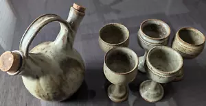 Ceramiche tra cui 5 calici e un Tokuri possibile artistico firmato - Foto 1 di 21