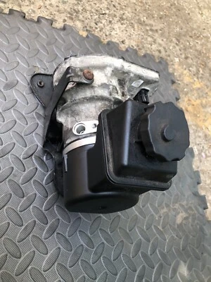 Bomba de dirección asistida eléctrica Mercedes-Benz ML 350 W164 2011 A1644601780 Foto 1 de 4