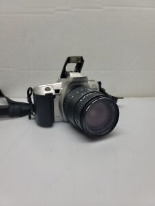 Minolta Maxxum ST si 35mm SLR Film Camera with 28-105 mm zoom lens