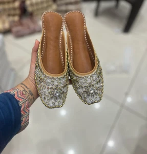Women punjabi back open mules with embroidery, motifs Silver Fashion UK size 4-8 - Picture 1 of 8