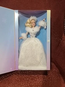 WINTER’S REFLECTION BARBIE 2002 MATTEL DOLL NEW IN THE BOX NRFB - Picture 1 of 6