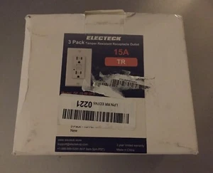 3 Pack - ELECTEK 15A/125V Tamper Resistant GFCI Outlets - Picture 1 of 2