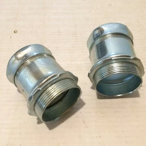 Menge 2 Oz/Gedney 2" EMT Stecker Stopfbuchse Kompression Typ Oz/Gedney - Bild 1 von 2